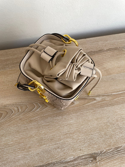 Python Luxe
