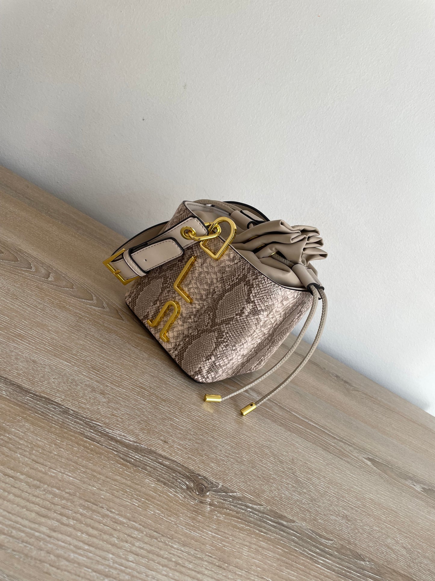 Python Luxe