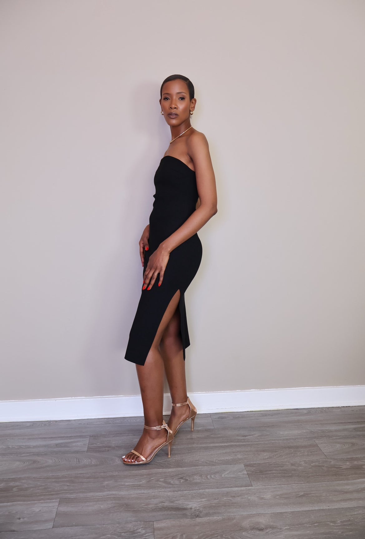 Sleek Strapless Midi Dress