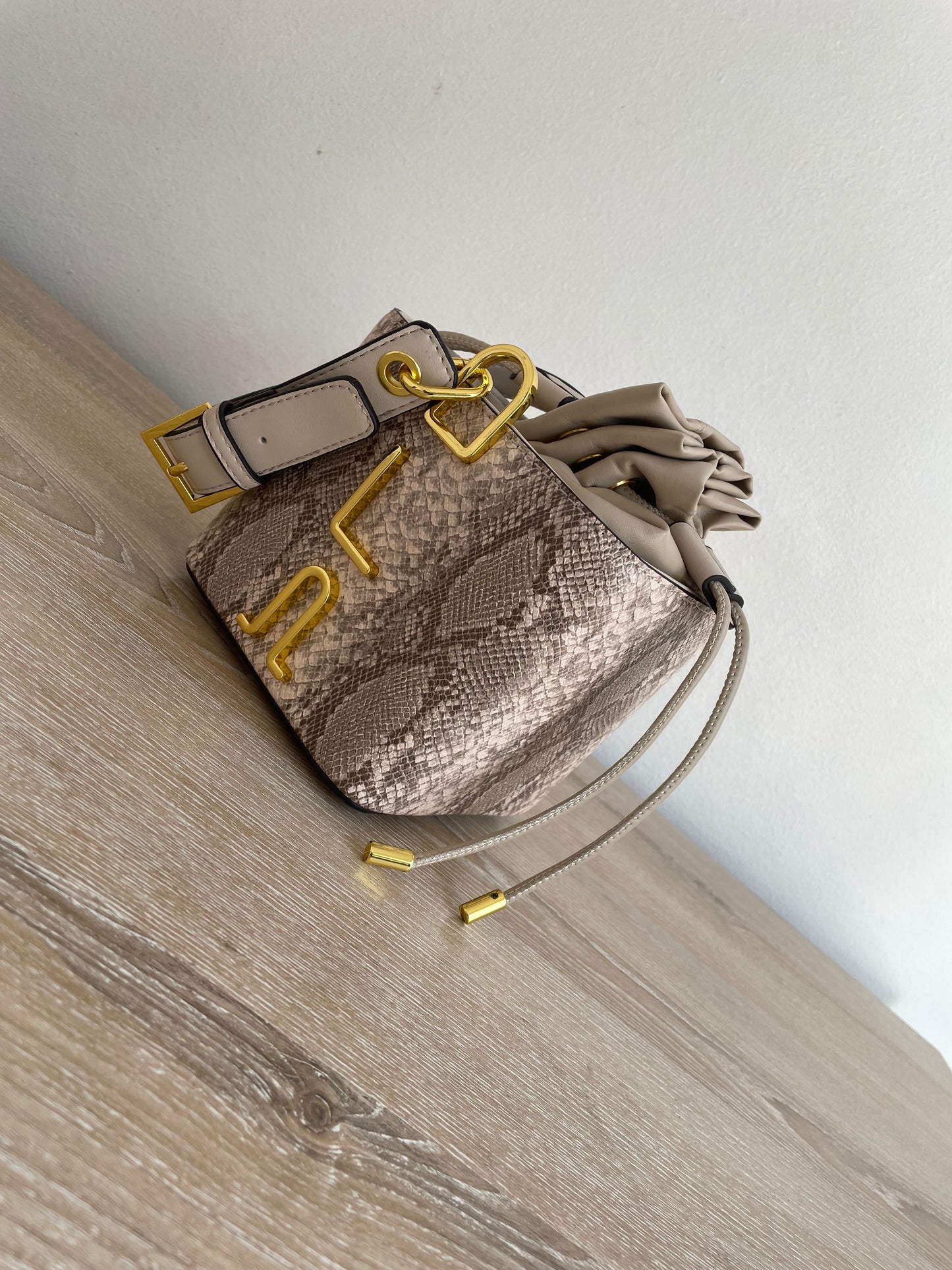 Python Luxe